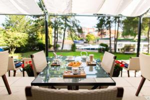 Nourriture dans l'hôtel ou à proximité