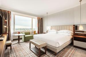 Un ou plusieurs lits dans un hébergement de l'établissement Hilton Amsterdam