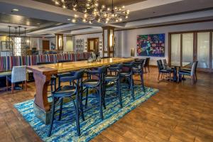 Restaurace v ubytování Hampton Inn & Suites Austin - Downtown
