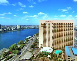 una representación de un hotel con vistas al río en Conrad Cairo Hotel & Casino, en El Cairo