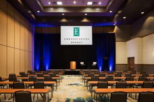 Embassy Suites by Hilton Dallas Frisco Hotel & Convention Center商务区和/或会议室