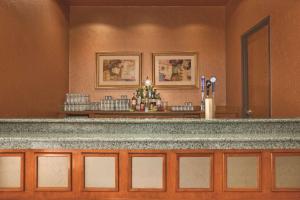 温泉城Embassy Suites by Hilton at Hot Springs Convention Center的相册照片