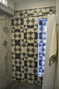 Koupelna v ubytování ΜΕΛΑΝΘΙΑ m4