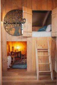 Cosy Forest Lodge的休息区