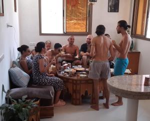 Clientes alojados en Atlantic Vibes Surf Hostel