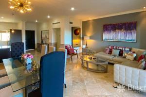 Photo de la galerie de l'établissement Wonderful 2 br Apt a few of minutes to the Beach, à Cabo San Lucas 52 autres photos