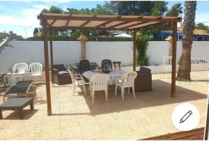 Patio lub wspólna przestrzeń na świeżym powietrzu w obiekcie Casa CAMPOAMOR