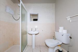 Koupelna v ubytování 1BD Riverside Hideaway in City Centre - Dublin