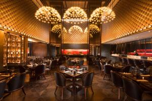 Restaurace v ubytování Conrad Pune
