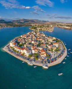 A bird's-eye view of Relax oasis near Split