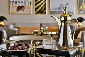 เครื่องดื่มที่ AlRayyan Hotel Doha, Curio Collection by Hilton