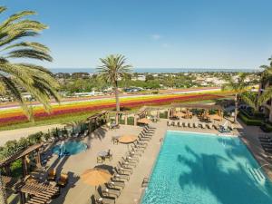 Bazen u ili blizu objekta The Cassara Carlsbad, Tapestry Collection By Hilton