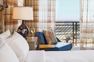 Krevet ili kreveti u jedinici u okviru objekta The Cassara Carlsbad, Tapestry Collection By Hilton
