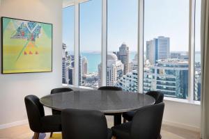 Ảnh trong thư viện ảnh của Aleph Doha Residences, Curio Collection By Hilton ở Doha