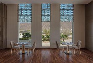 Posezení v ubytování DoubleTree By Hilton Jaipur Amer
