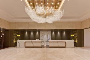 Posezení v ubytování DoubleTree By Hilton Jaipur Amer