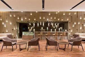 Posezení v ubytování DoubleTree By Hilton Jaipur Amer