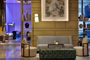 Posezení v ubytování Hilton Abu Dhabi Yas Island