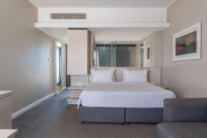 Postel nebo postele na pokoji v ubytování Radisson Blu Hotel, Port Elizabeth