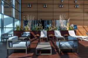 Hilton Geneva Hotel and Conference Centre的休息区
