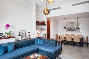 DoubleTree by Hilton Dubai M Square Hotel & Residences的休息区
