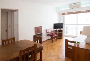 Et tv og/eller underholdning på Imperdible en Palermo Botánico La Rural Seguridad 24hs