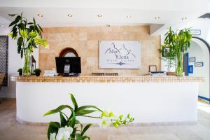 Vstupní hala nebo recepce v ubytování Hotel Suites Mar Elena + 37 fotografií