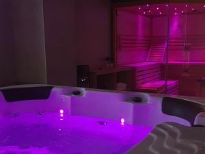 Fotografie z fotogalerie ubytování Luxury wellness apartment SHA v destinaci Osijek