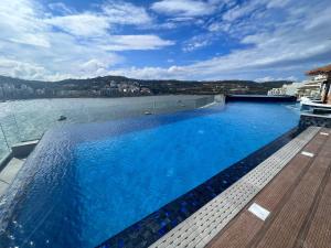 Bazén v ubytování Damare Resort & SPA nebo v jeho okolí