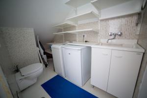 A bathroom at Villa Giovanna