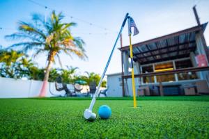 Golf v prázdninového domu nebo okolí