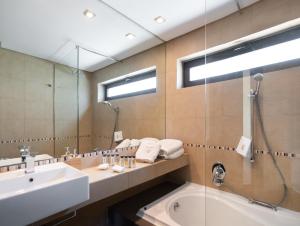 Koupelna v ubytování Apanemia Luxury Villa, Lefkada