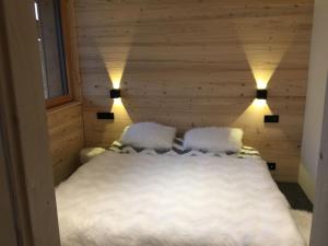 Posteľ alebo postele v izbe v ubytovaní Appartement Bois Colombes Châtel Réservation