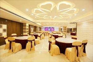 Gallery image of Hotel Sitara Grand Miyapur in Hyderabad