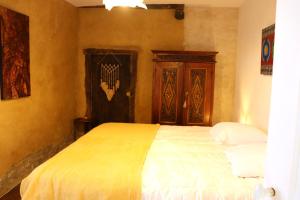 Foto dalla galleria di Chambres - Gîtes Les FLeuries a Saint-Méen-le-Grand