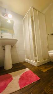 A bathroom at Al Duomo