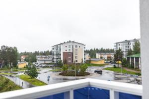Výhled na bazén z ubytování Arctic Blue City Suite nebo okolí