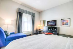 Postel nebo postele na pokoji v ubytování Hampton Inn Houston I-10 East, TX