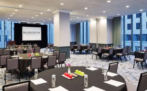 Konferenční prostory v ubytování The Marquette Hotel, Curio Collection by Hilton