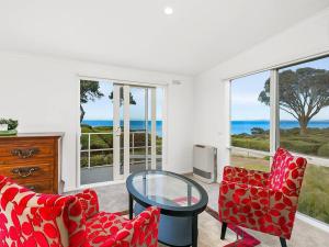 布莱尔高里BLAIRGOWRIE VIEWS..front beach location location.的相册照片