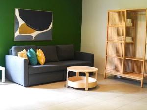 Posezení v ubytování Emerald Manor Hotel