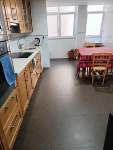 Flat in Castellonにあるキッチンまたは簡易キッチン