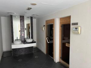 杜拜的住宿－Studio apt in Sky View Tower Dubai Marina，相簿中的一張相片