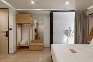 Double B Hostel客房内的一张或多张床位