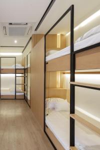 Double B Hostel客房内的一张或多张床位