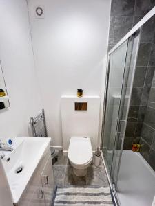 克罗伊登Dunamis Staycation 5的相册照片