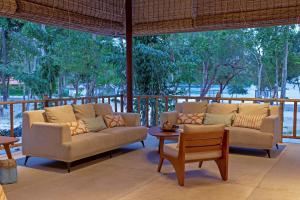 Ruang duduk di ISLAND CENTER POINT