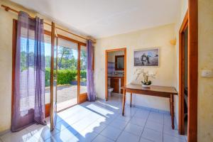 Μια τηλεόραση ή/και κέντρο ψυχαγωγίας στο Appartement 4 personnes Le Tignet