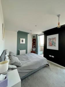 Fotografie z fotogalerie ubytování Elegant Chic Living: 1 Bed In Vibrant London Area v Londýně
