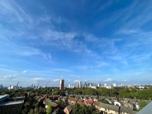 Fotografie z fotogalerie ubytování Elegant Chic Living: 1 Bed In Vibrant London Area v Londýně